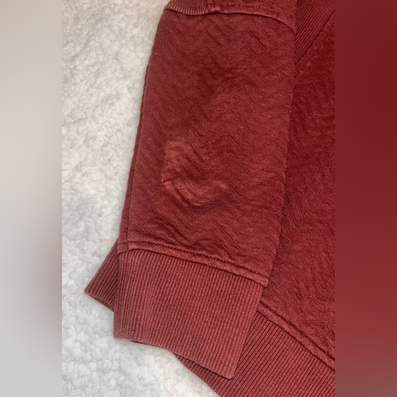 Banana Republic Quilted Hoodie Maroon Sweatshirt Women’s Medium - Picture 7 of 7